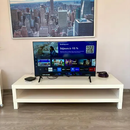Sweet Apartment *